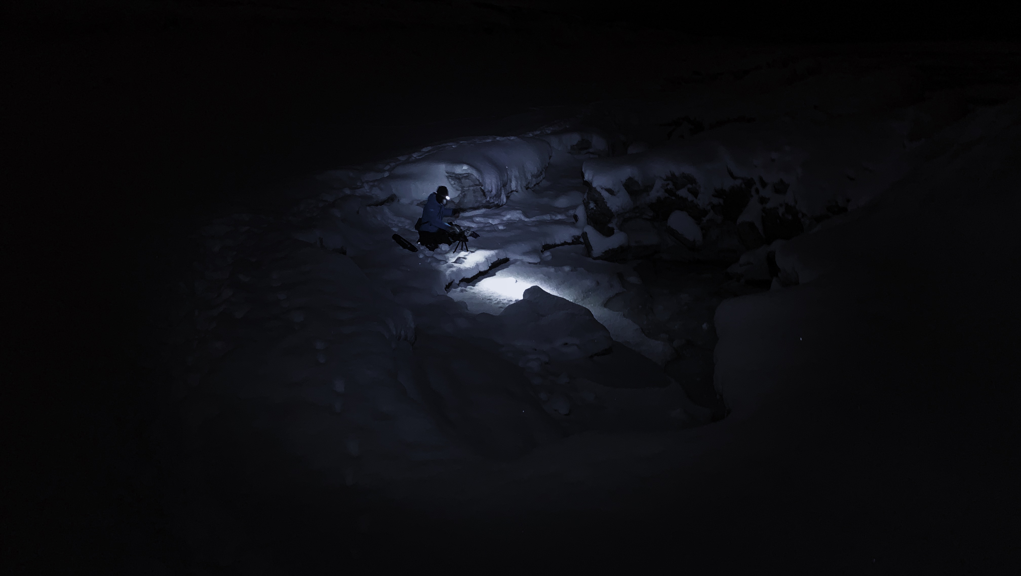 フィールド・レコーディングの様子 : Photo by Takehito Koganezawa